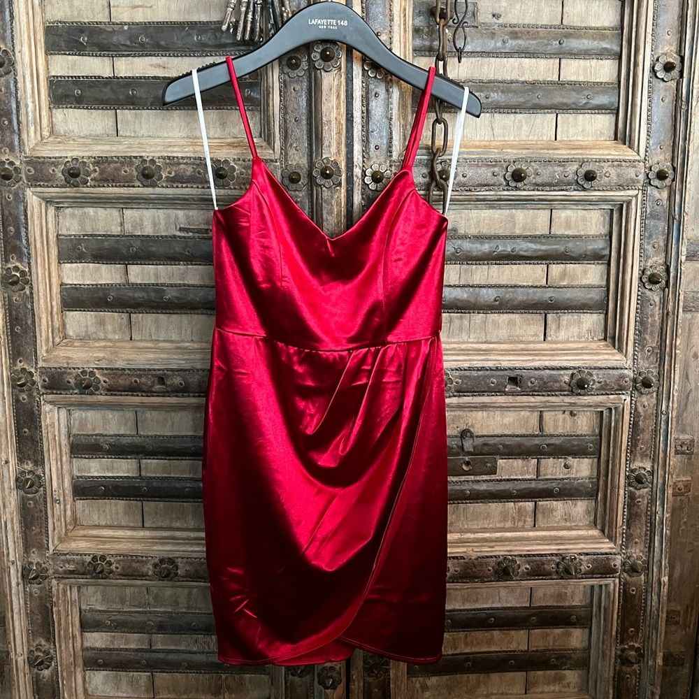 BRADN NEW w/ TAG, LULUS, SMALL